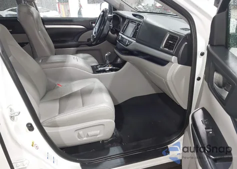 2019 Toyota Highlander Xle from USA, damaged, VIN 5TDJZRFHXKS583351